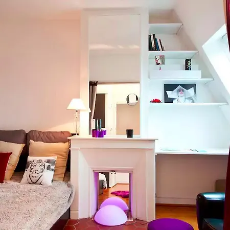 Charming In Le Marais *